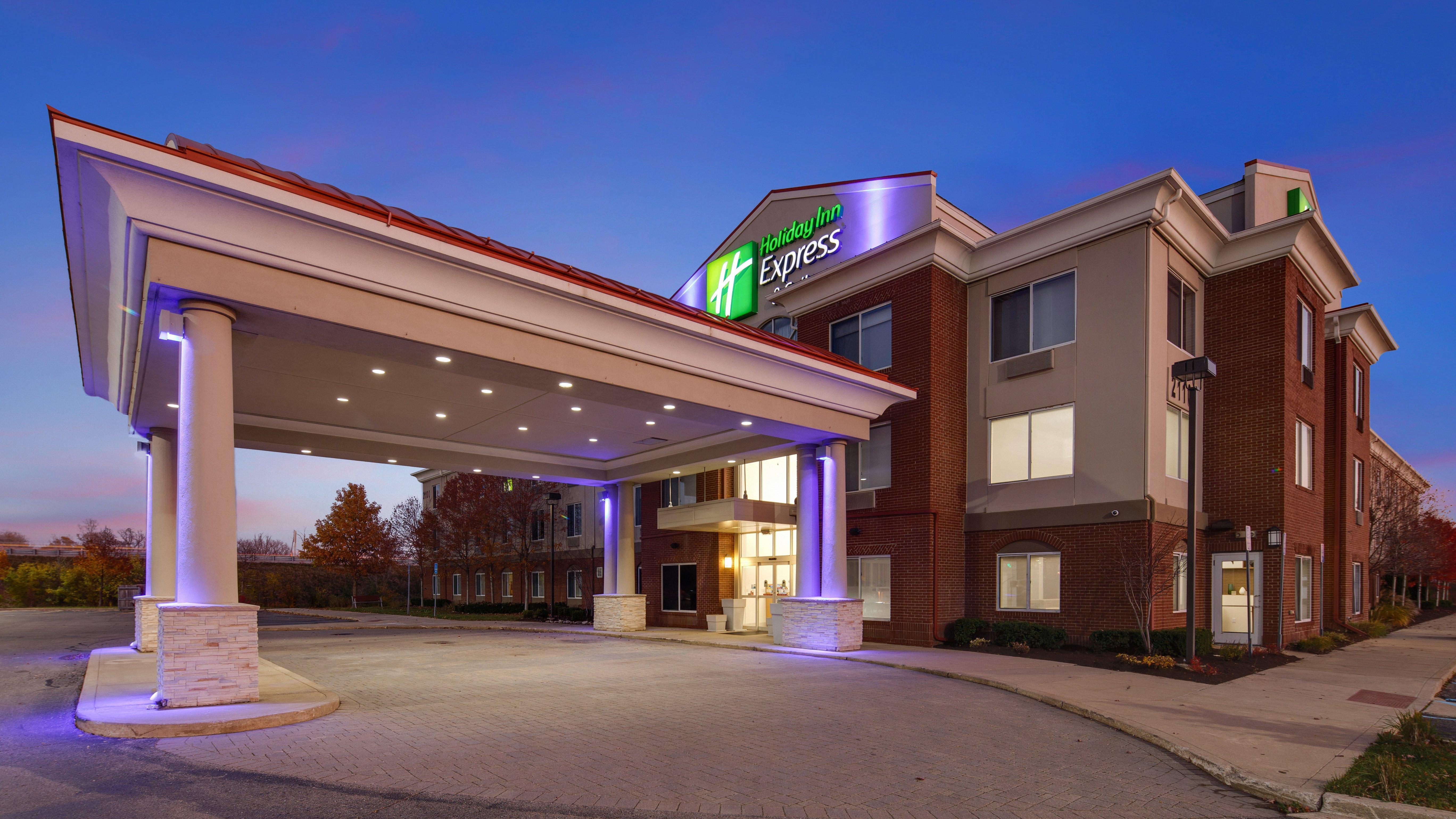 Holiday Inn Express & Suites Detroit - Farmington Hills By Ihg Northville Eksteriør bilde