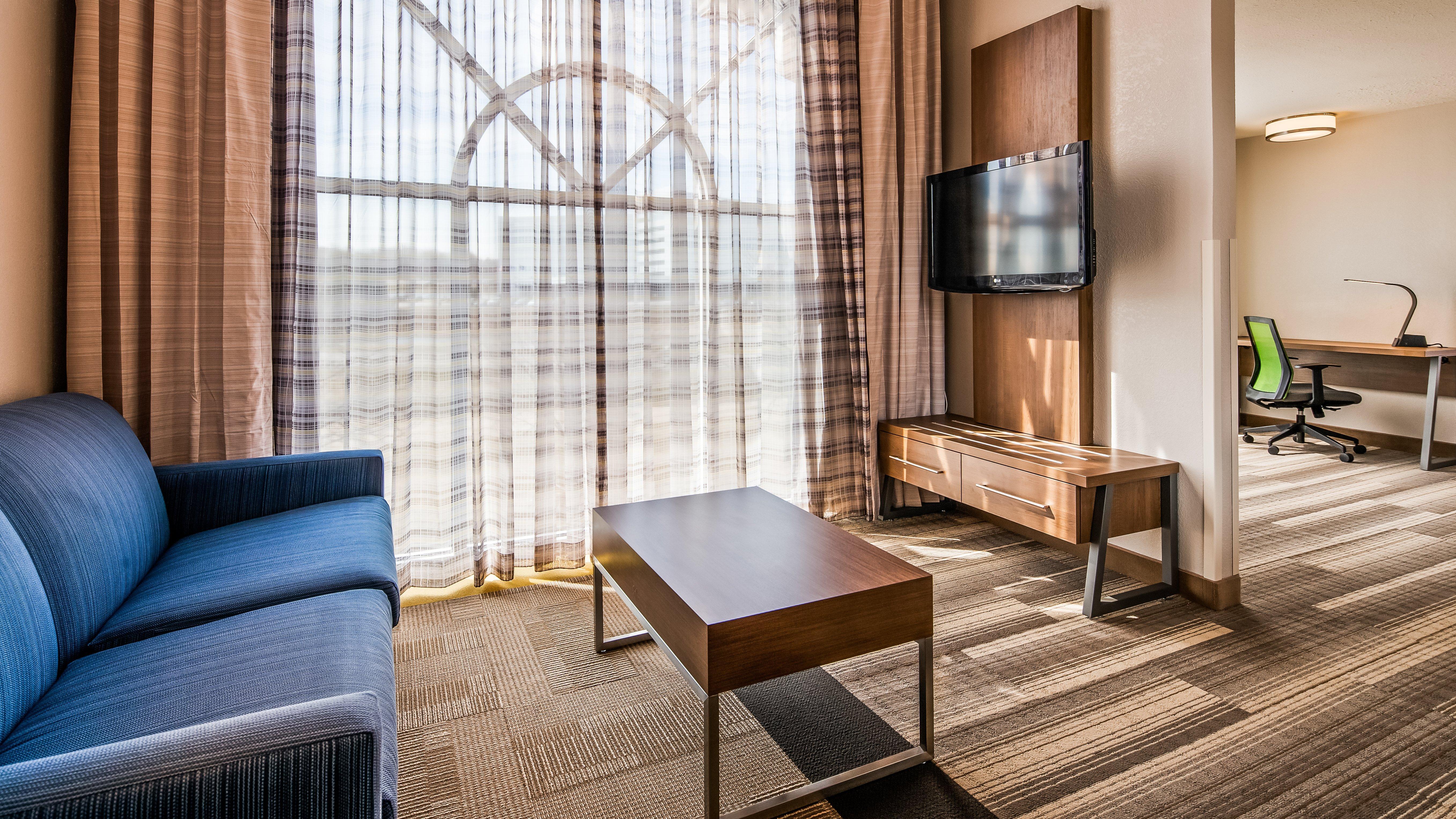 Holiday Inn Express & Suites Detroit - Farmington Hills By Ihg Northville Eksteriør bilde